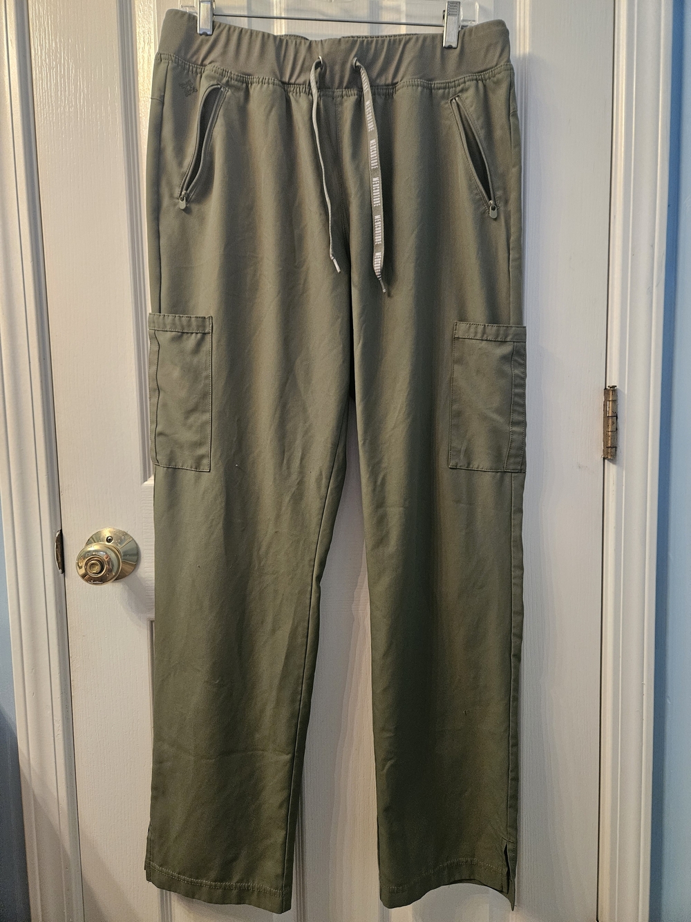 🎉 4 Items/$15 🎉 Women's Olive Green Cargo Drawstring Scrub Pants